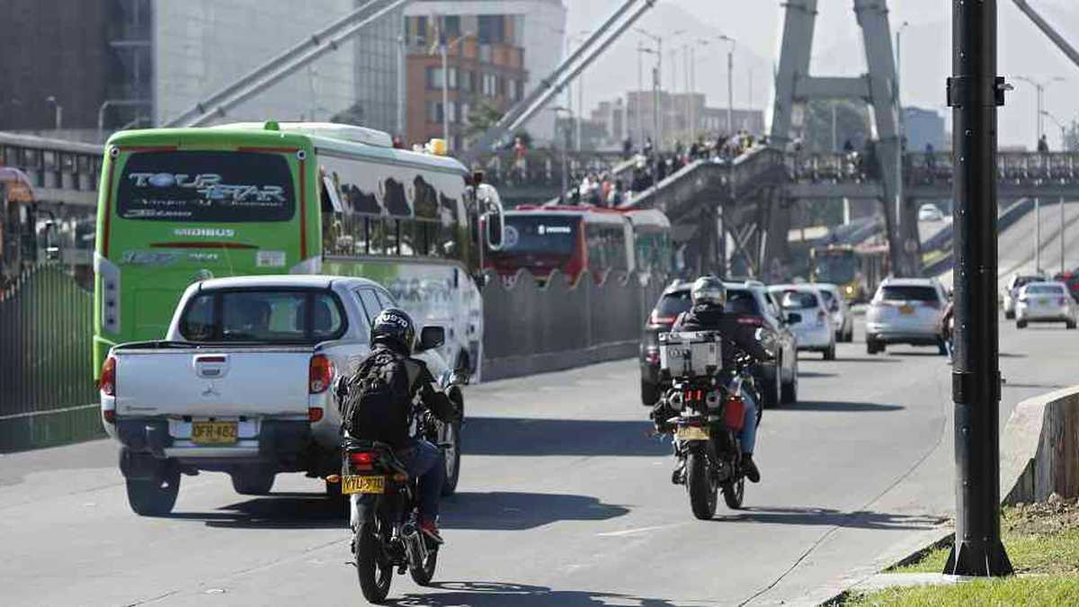 ¡Ojo! Podrían multarlo con comparendo automático por no renovar el SOAT a tiempo, según proyecto de ley